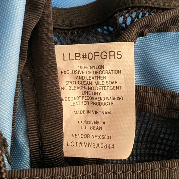 L.L. Bean Personal Organizer Toiletry Bag - Picture 12 of 12